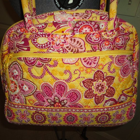 VERA BRADLEY Yellow & Red Quilted Large Cloth Tote Purse - Picture 4 of 8